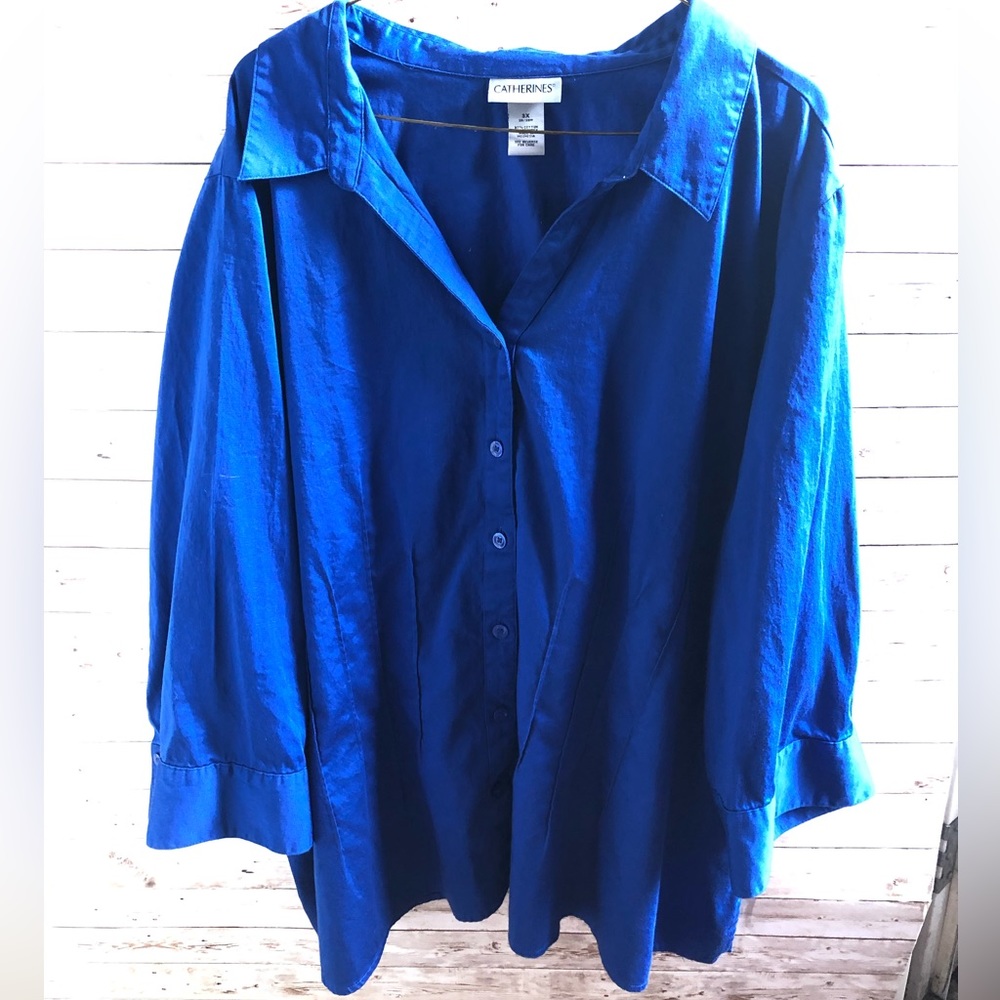 Catherine’s long sleeves, button-up blouse.  Royal blue Size 3X
